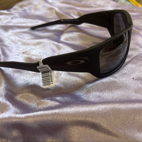 Oakley Black Massester Sunglasses - Picture 3 of 5